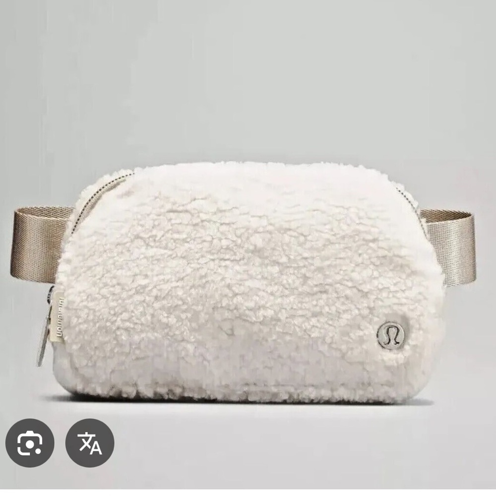 Lululemon Sherpa Belt Bag
